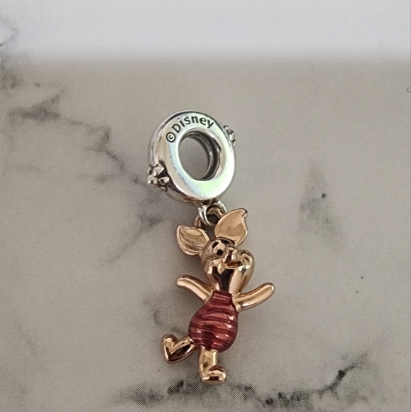 Pandora Disney Winnie the Pooh Piglet Dangle Charm - Picture 3 of 7